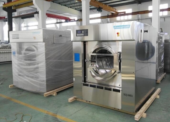 Big Capacity Speed Queen Commercial Washer , Hotel Laundry Machines Mounted