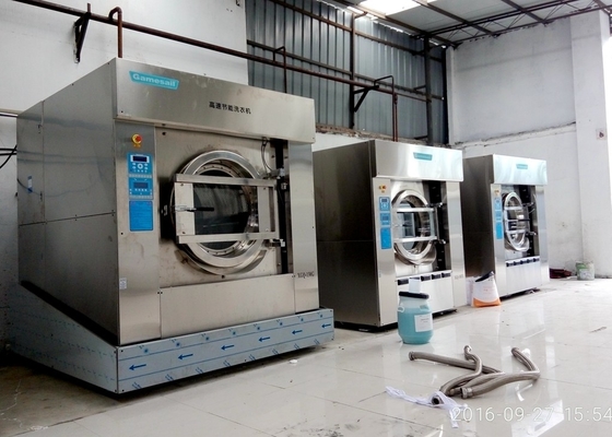 Large Capacity Industrial Washer Extractor Low Energy Consumption XGQ - F Series