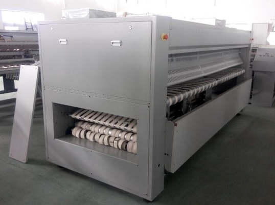 Computer Control Automatic Clothes Folding Machine , High Performance Clothes Folder Machine